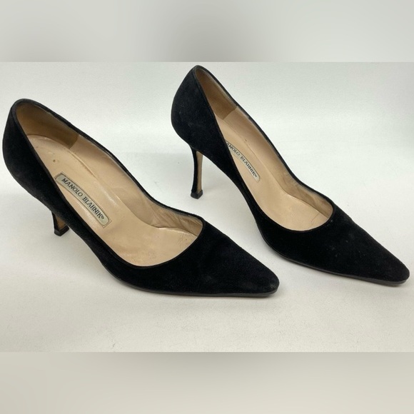 Manolo Blahnik Shoes - Manolo Blahnik Black Suede Pointed Toe Heels 39.5 EU Classic Pumps Designer